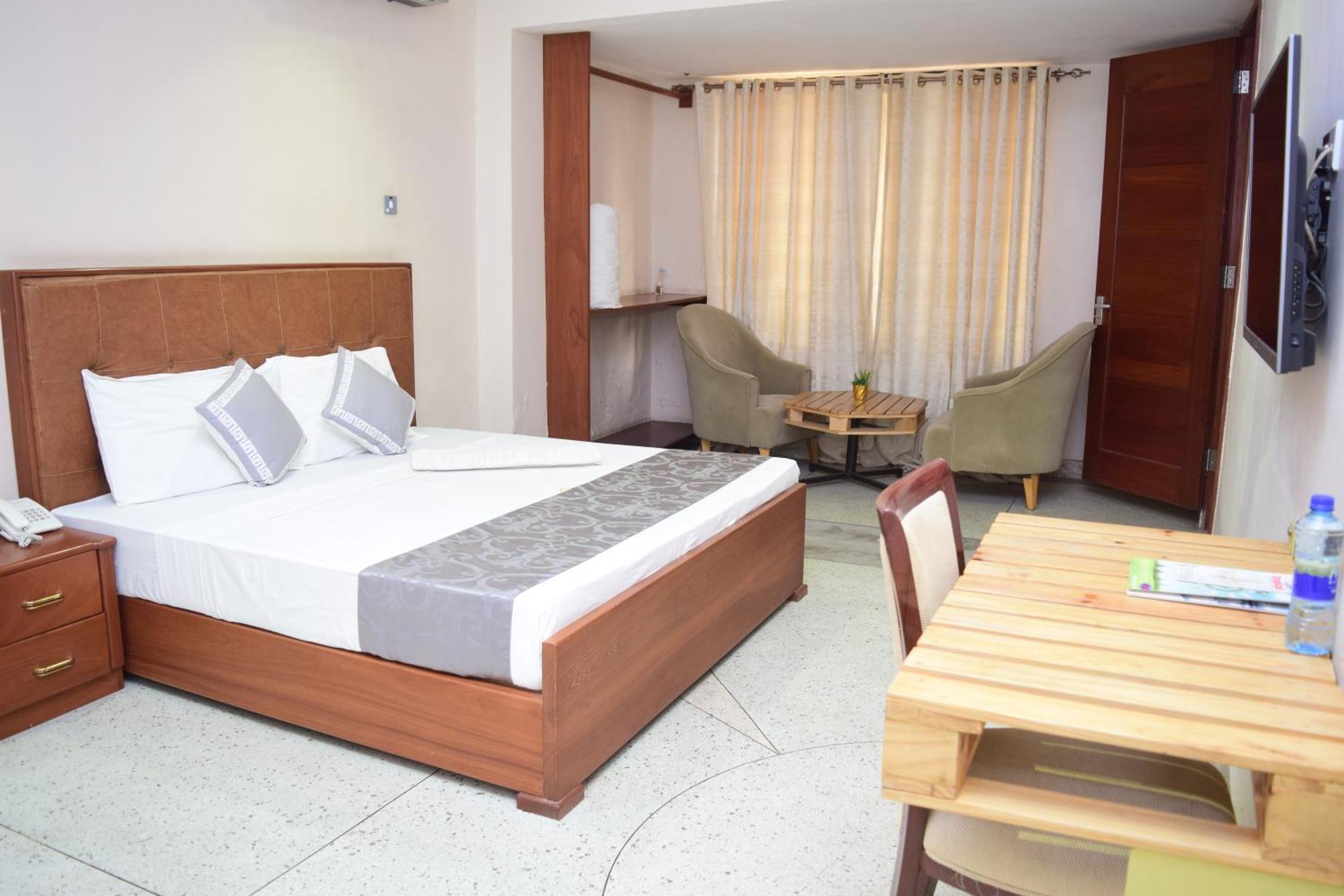 K27 Premier Backpackers Pansiyon Darüsselam Dış mekan fotoğraf