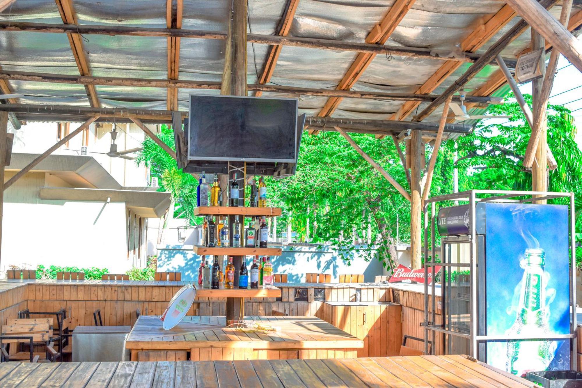 K27 Premier Backpackers Pansiyon Darüsselam Dış mekan fotoğraf