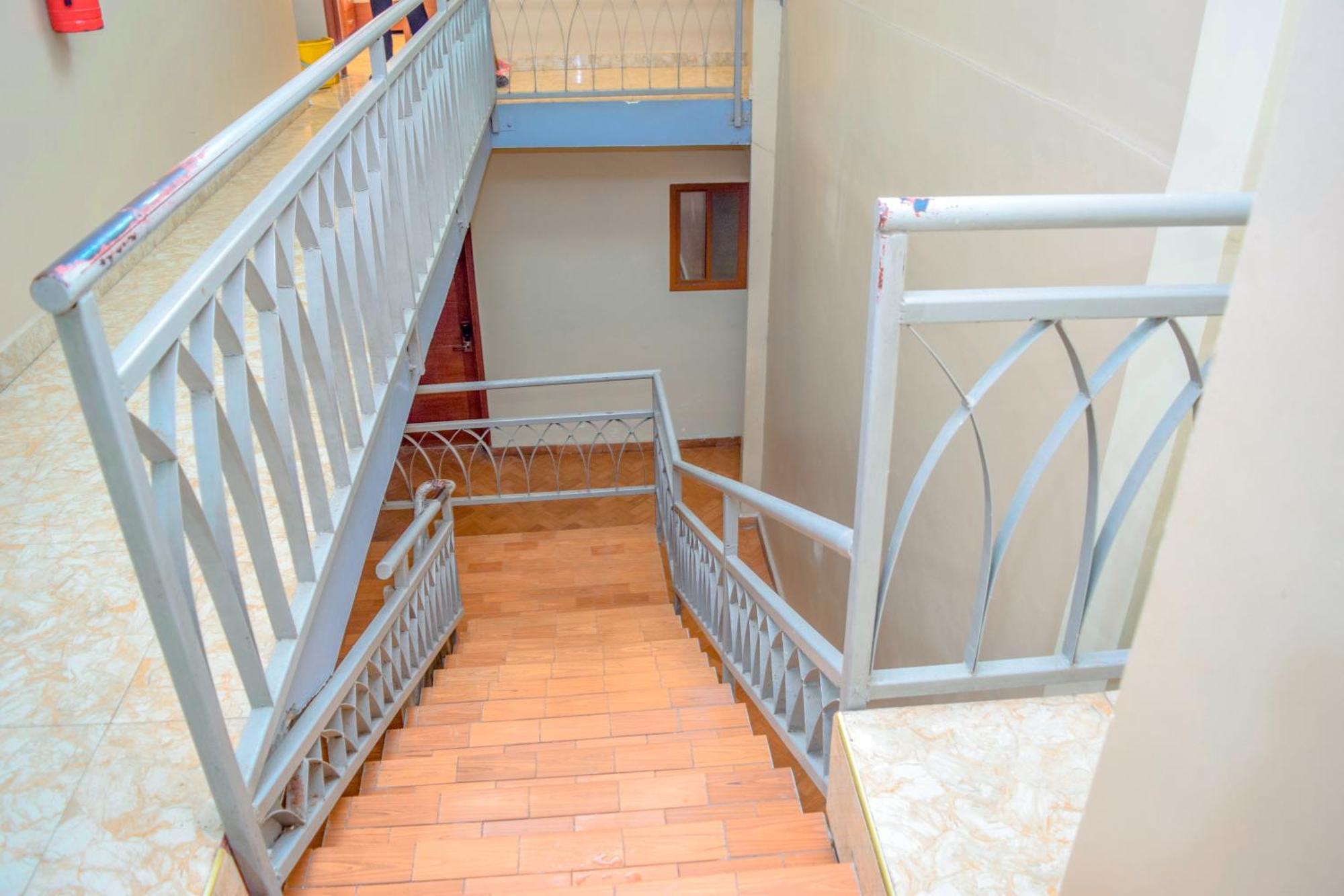 K27 Premier Backpackers Pansiyon Darüsselam Dış mekan fotoğraf